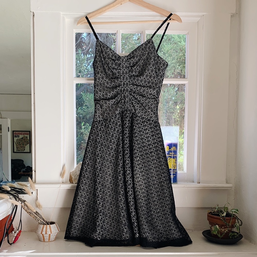 Lace midi dress
